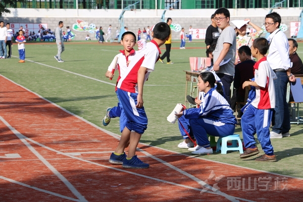 福建西山学校第十一届小学生运动会4×100米接力赛